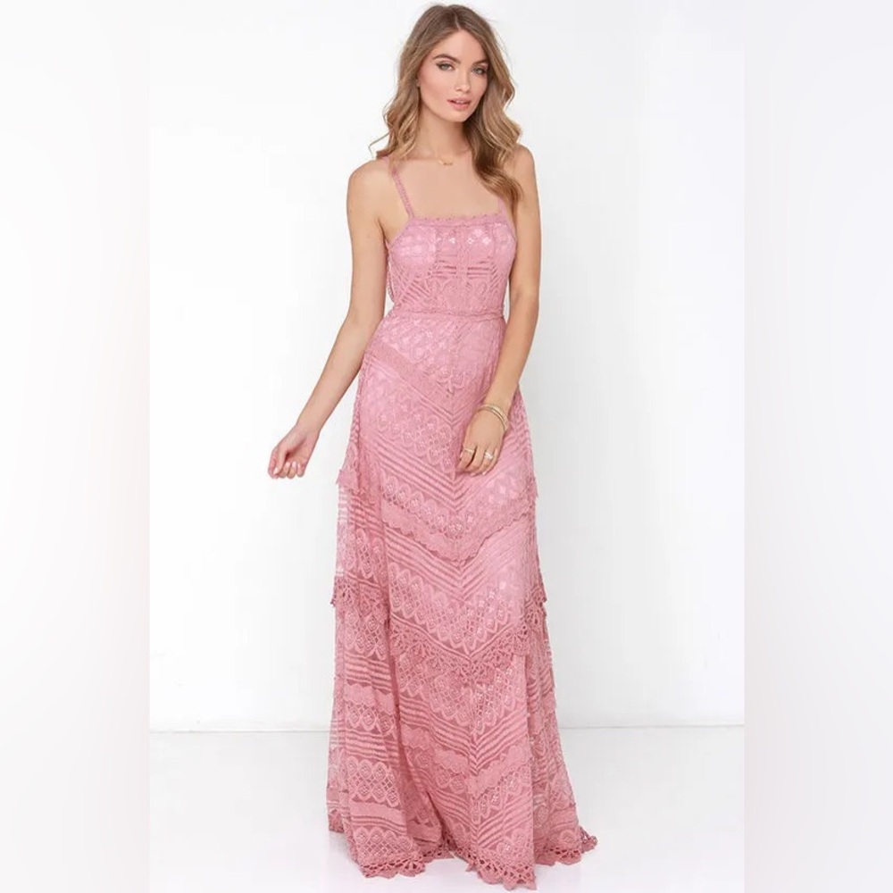 ✨Lulus Beneath the Garden Arbor Dusty Rose Lace Maxi Dress✨EXCELLENT CONDITION!